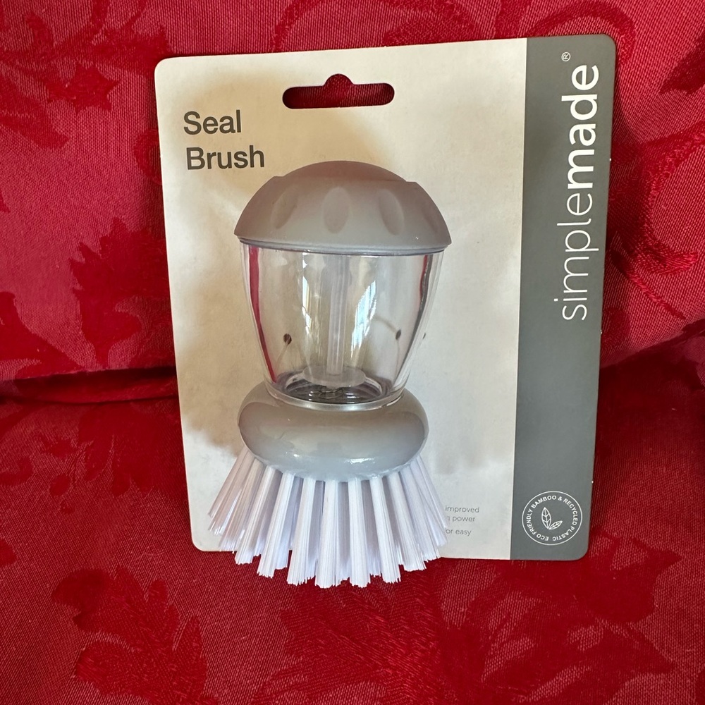 🌵 3/$15 Simplemade Gray Clear Dishwash Detergent Scrub Brush ( see description)